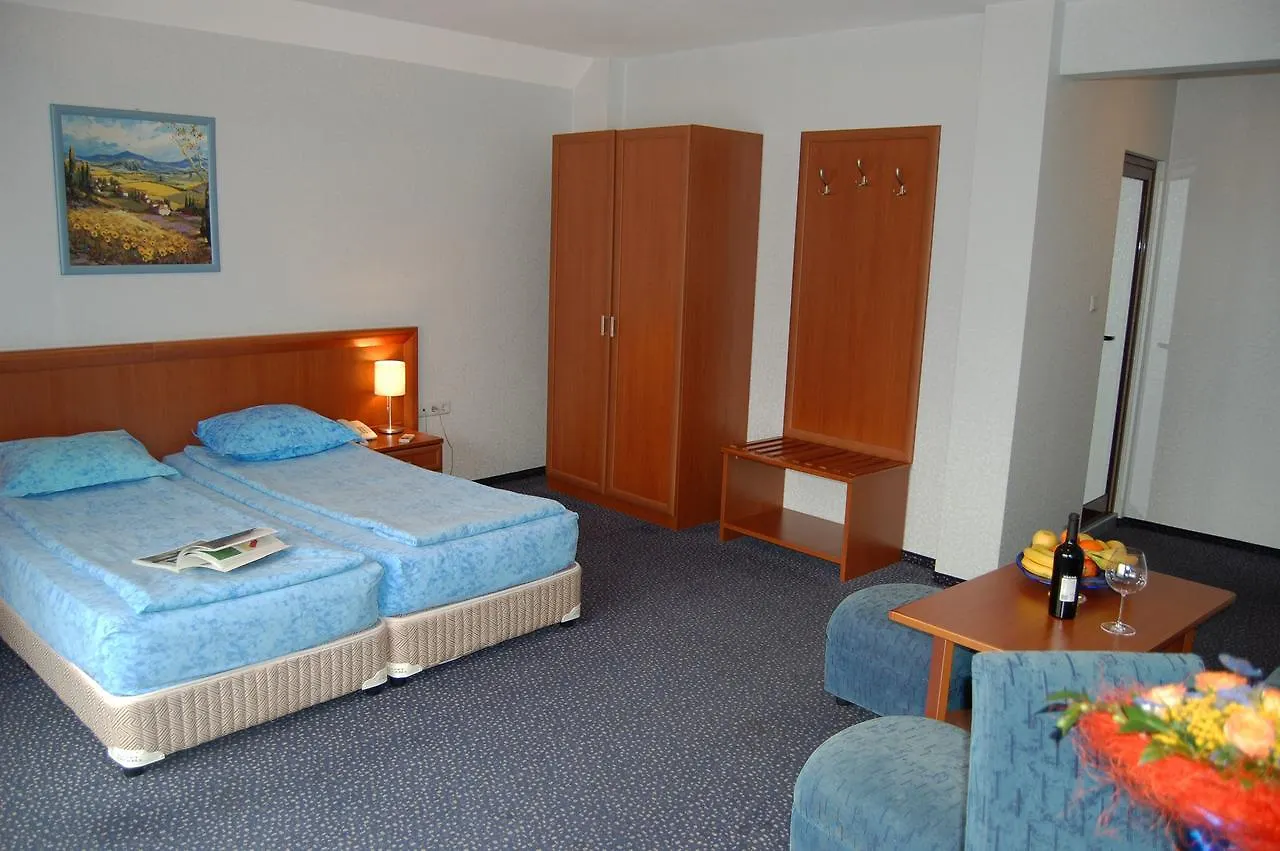 Hotel Kibella contacts